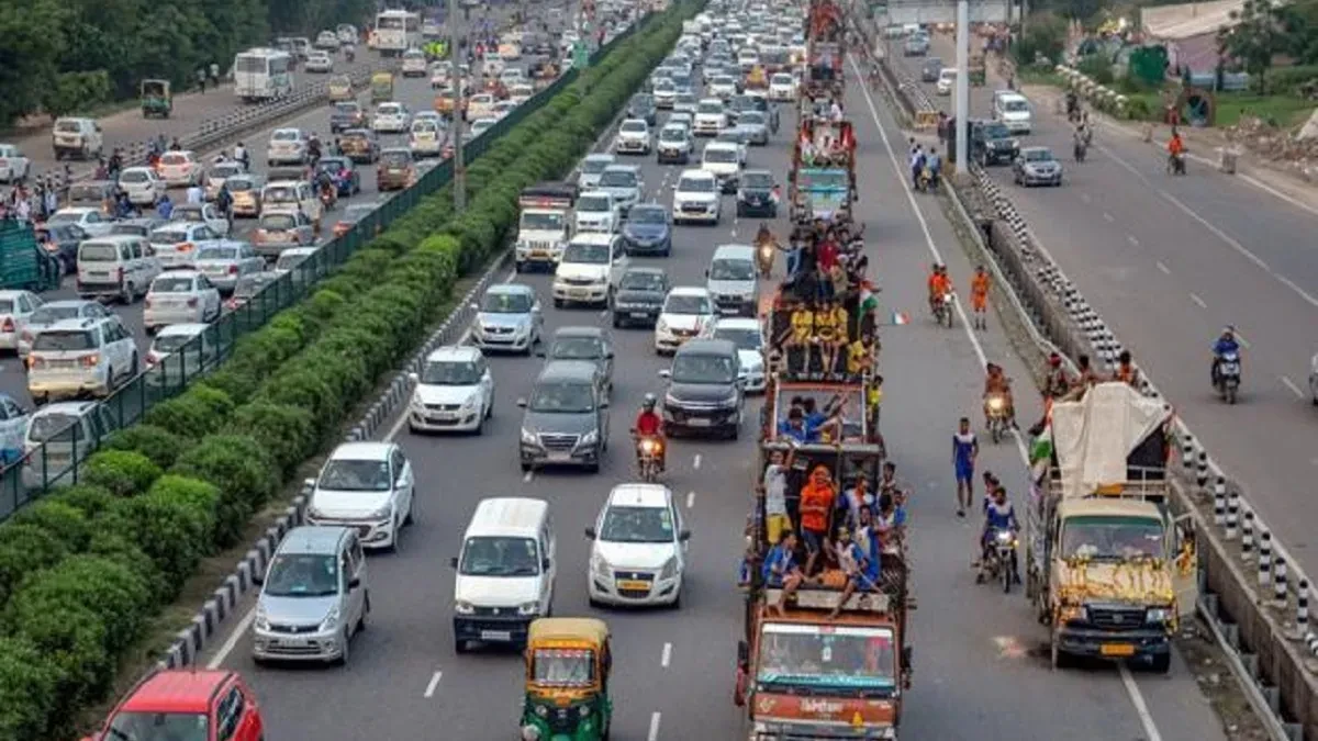 Delhi Traffic Police Issues Comprehensive Advisory As Farmer Protests Cause Major Citywide Diversions