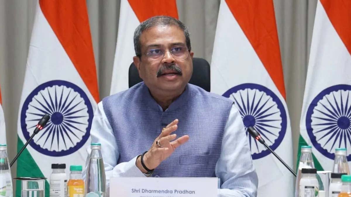 #DharmendraPradhan Resign , Should be Anurag Thakur as Next Education Minister