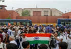 Delhi Police Refutes Viral Claims Of Using Pellet Guns Against Student Protesters