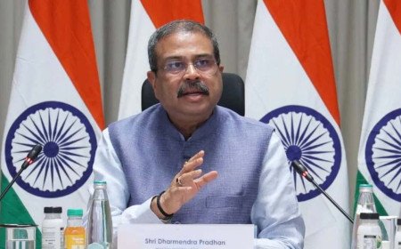 #DharmendraPradhan Resign , Should be Anurag Thakur as Next Education Minister