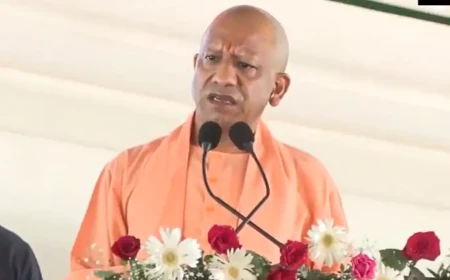 Yogi Adityanath Slams Samajwadi Party Over Alleged Hanumangarhi Temple Namaz Incident