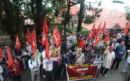 Himachal Kisan Sabha Protests Proposed India US Trade Agreement Burning Modi Trump Effigies