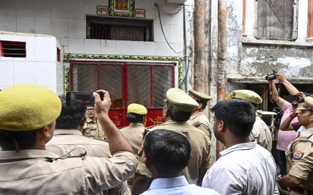 SIT Probes Varanasi Outsourcing Agency Connections in Ram Temple Donation Theft Case