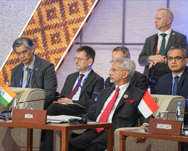 At ARF and EAS Summits, India Champions Zero-Tolerance Policy on Terror and Global Supply Chain Resilience