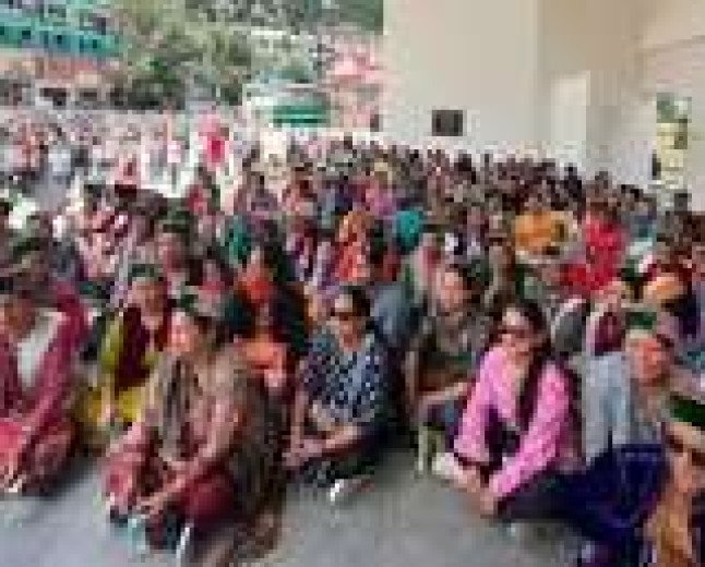 Dev Samaj Demands Permanent Ban On Kinner Kailash Yatra Citing Ecological Damage