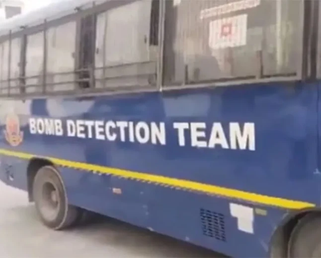 Bomb Threat Email Triggers Massive Security Search at Greater Noida DM Office