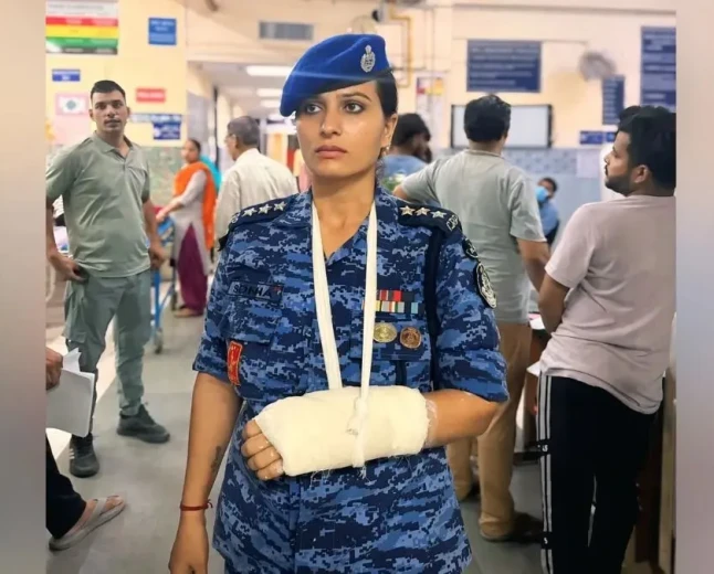 RAF Officer Sonia Sehrawat Recounts Ordeal From Jantar Mantar Violence After Suffering Fractured Arm