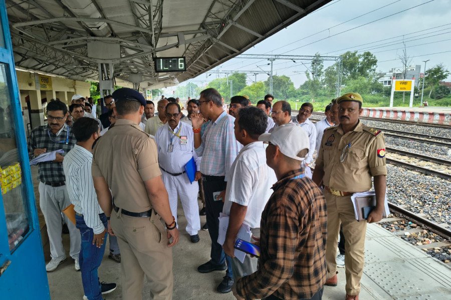 Varanasi DRM Orders Immediate Upgrade of Passenger Amenities at Rasra Railway Station
