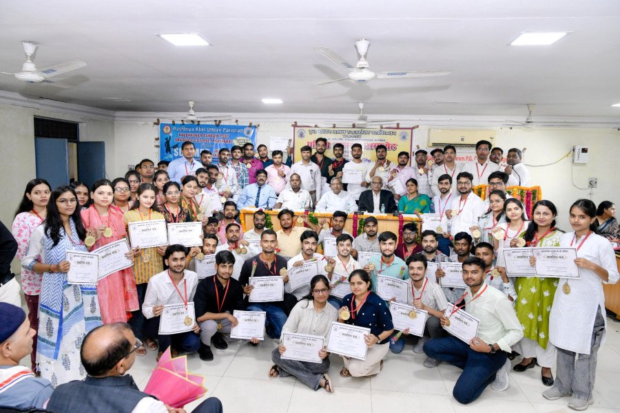 Kulbhaskar Ashram PG College Honors Over 350 Meritorious Alumni and Exemplary Educators in Grand Ceremony