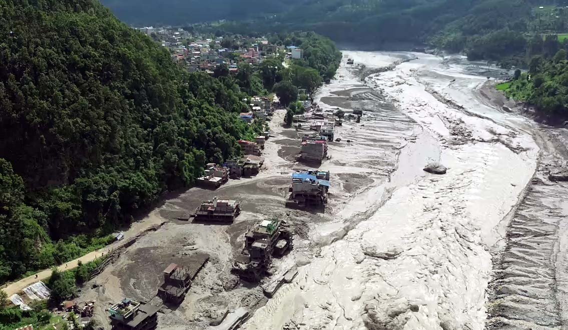Floods in Nepal: 95 Dead, Hundreds Missing Including 105 Indian Pilgrims