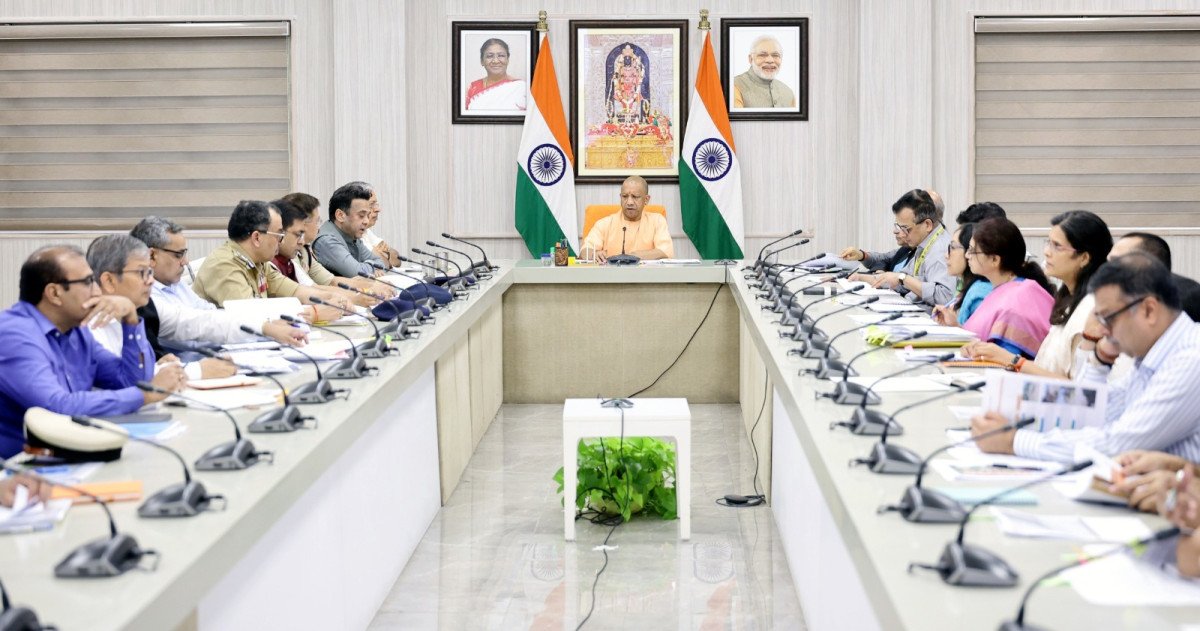 CM Yogi Adityanath Issues High-Level Directives on Law & Order, Flood Relief, and Civic Safety