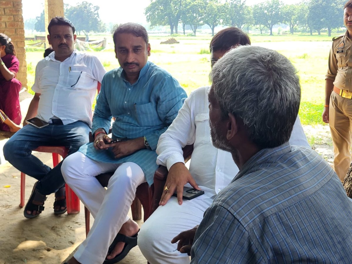 Phulpur MLA Deepak Patel Visits Kandi Village, Expresses Grief Over Saurav Bharatiya’s Tragic Murder