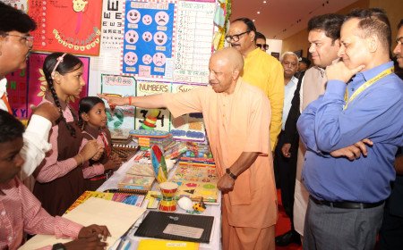 Yogi Government Boosts Honorarium and Cashless Health Insurance for 3.53 Lakh School Cooks