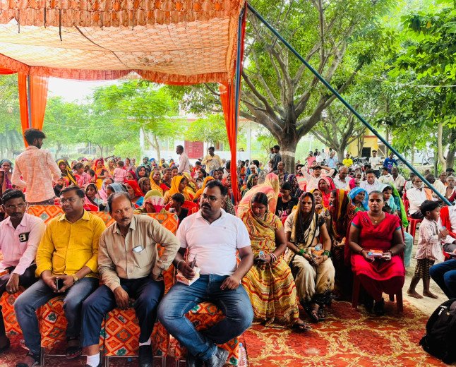 Canara Bank Organises Agriculture Loan Camp in Mohanlalganj