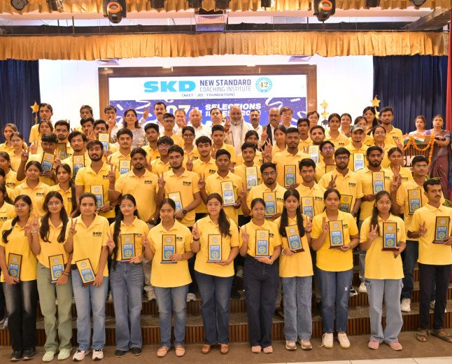 SKD Institute Honors 107+ NEET Achievers, Unveils AI-Powered Learning App