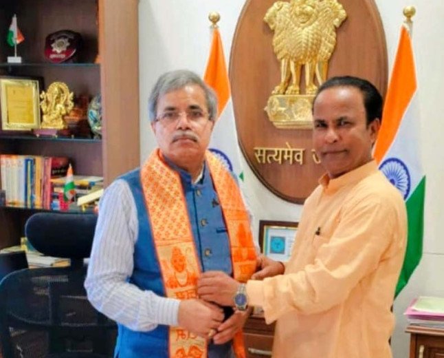 North Eastern Railway Development & Passenger Amenities Discussed in High-Level Delhi Meeting