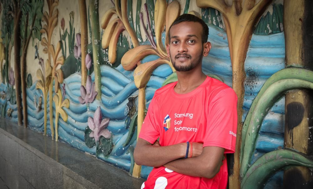 Varanasi Student Leverages AI to Tackle India's Document Literacy Gap in Samsung Innovation Drive