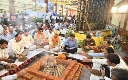 Machinery Worship and Ice Shivling Display Highlight Celebrations at IFFCO Phulpur