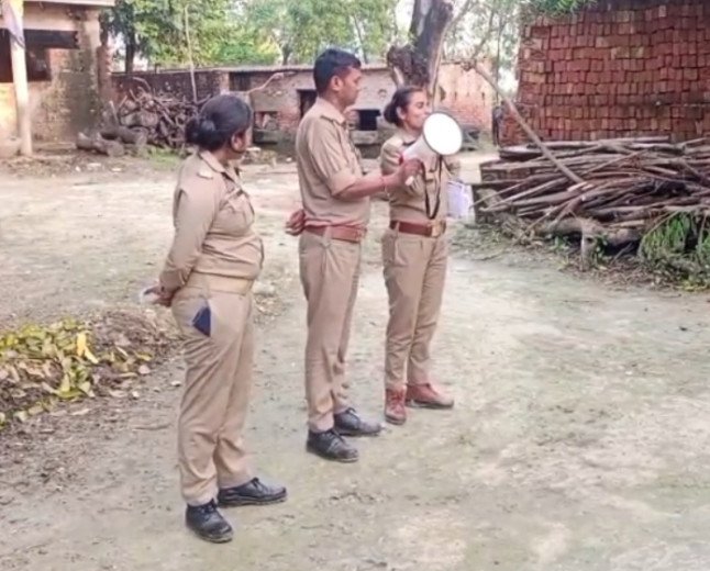 Pratapgarh Police Beat Drums at Absconding Assault Accused's House, Issue Attachment Warning