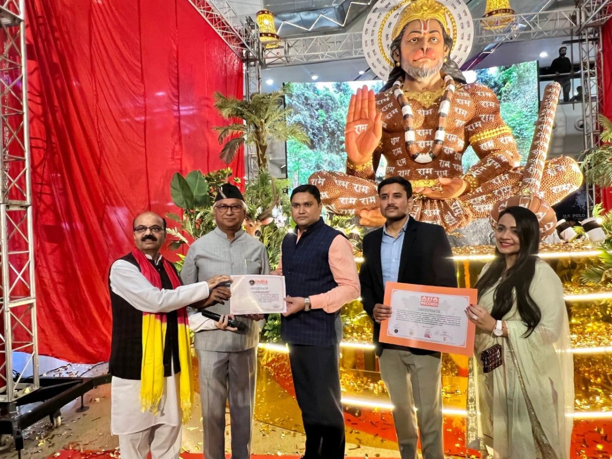 Majestic 24-Foot Hanuman Idol Crafted from 50,000 Inscribed Stones Unveiled in Lucknow