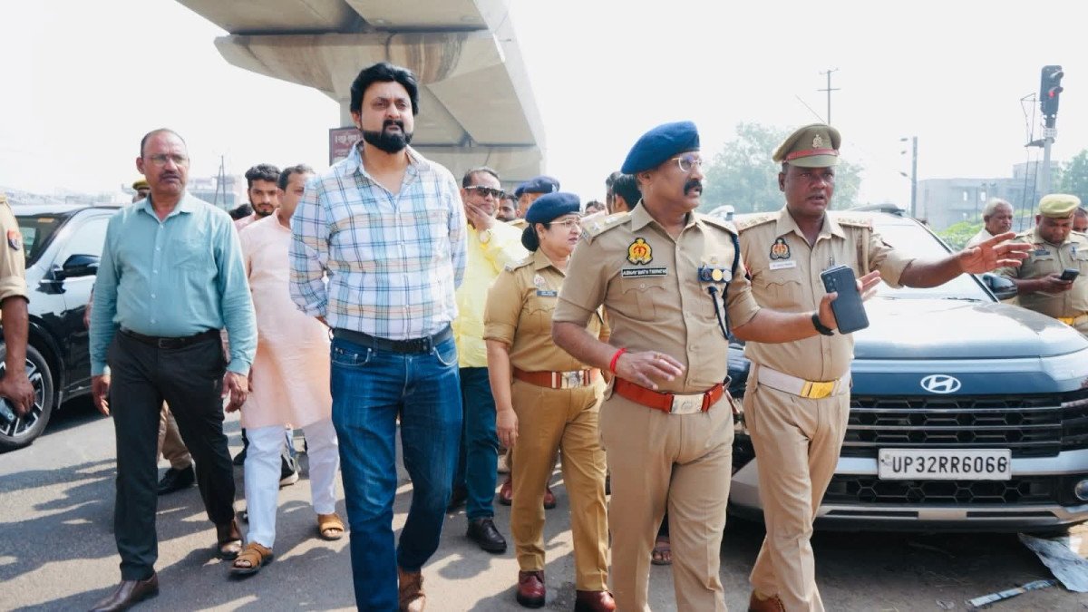 Indira Nagar Crossing in Kanpur to Get a Makeover: Dr. Pranav Singh Proposes Beautification on Personal Expense
