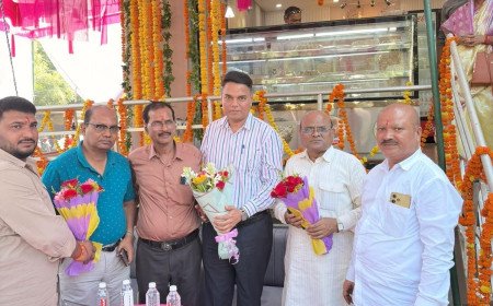 Grand Opening of 'Shyam Kunj Sweets House & Namkeen' in Kanpur: A New Destination for Purity and Taste