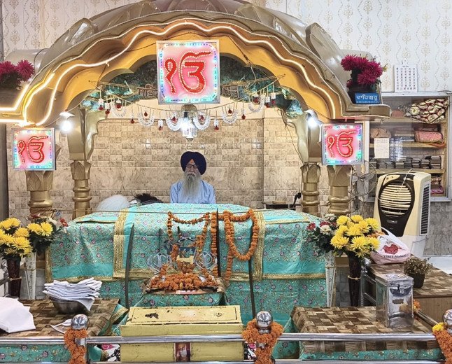 Special Religious Assembly Held in Kanpur to Commemorate Prakash Purab of Sri Guru Ramdas Ji