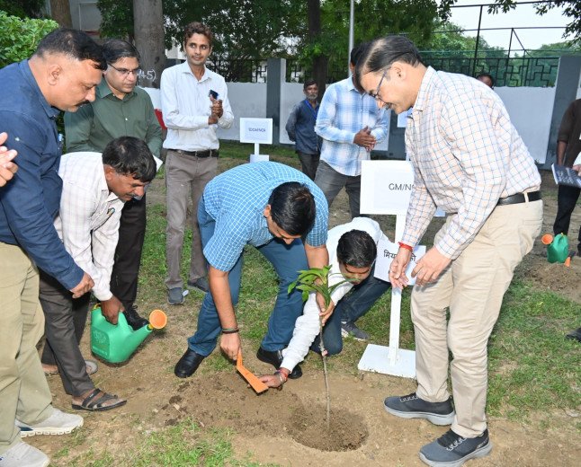 North Central Railway Crosses Milestone with 1.11 Crore Saplings Planted Under ‘Ek Ped Maa Ke Naam’