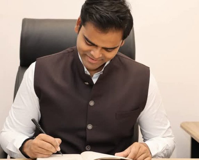 Pushpendra Saroj Appointed to Standing Committee on External Affairs, Kaushambi Celebrates Historic Milestone